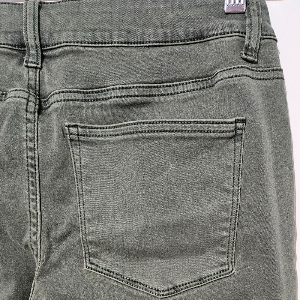Maurices Mid Rise Jeggings Size Medium x Regular Green Jeans Pants Stretch